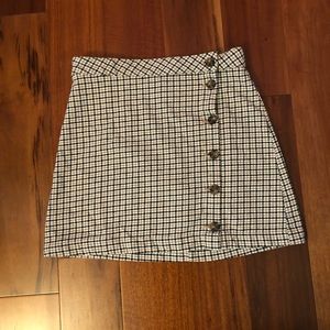 Button down gingham/houndstooth mini skirt